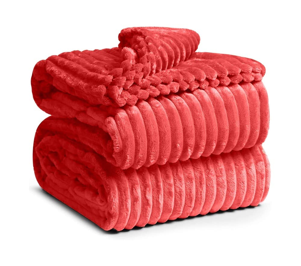 Throw Blanket, Pierre donna pumping Blanket (Red) - Dealz Souq